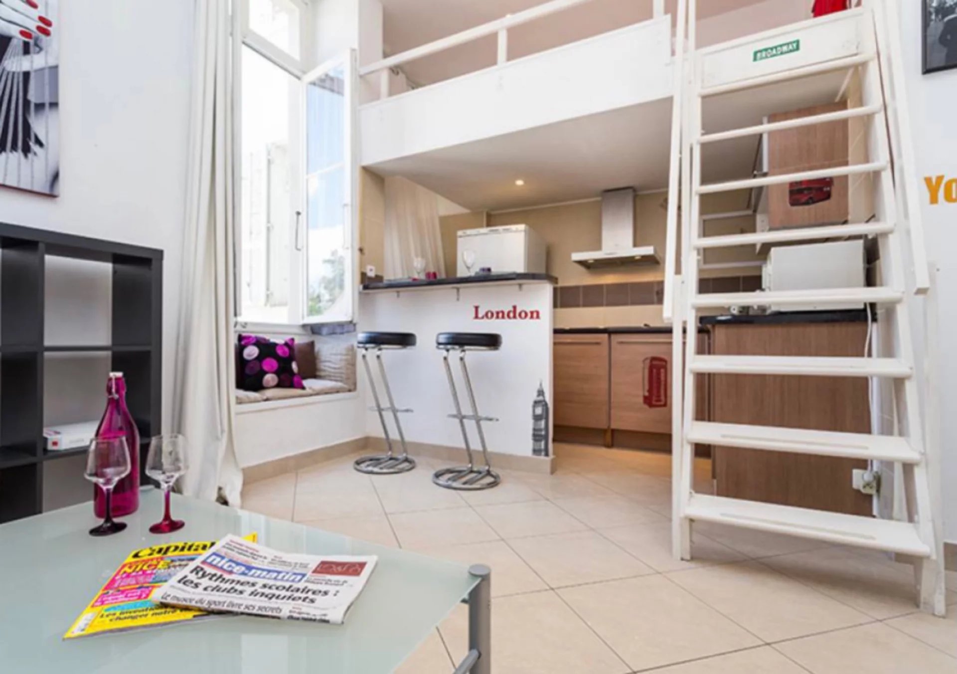 Studio avec mezzanine CIMIEZ prox fac de medecine, sciences