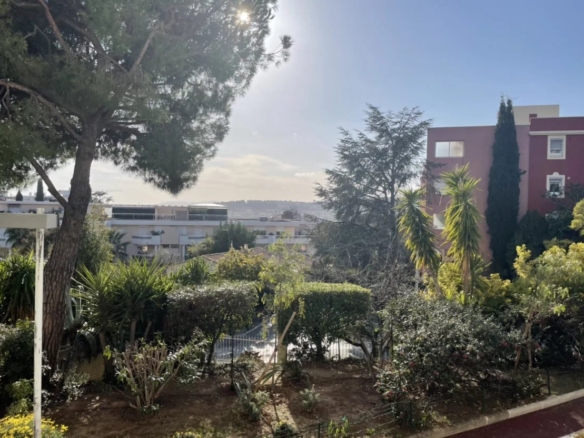 NICE OUEST CORNICHE FLEURIE