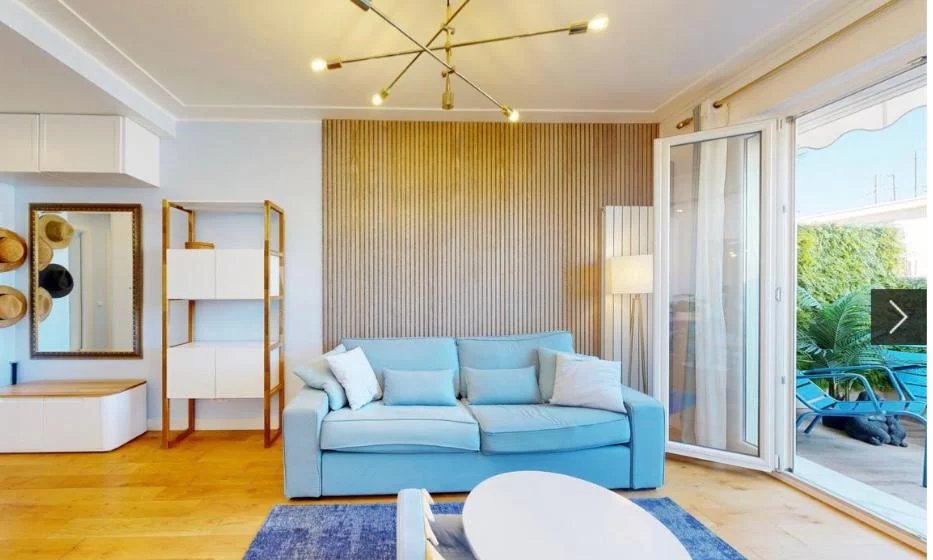 3 rooms close to promenade des anglais Fleurs Area