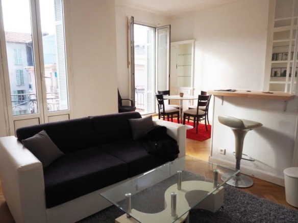 MUSICIEN F2  60 M2 moderne