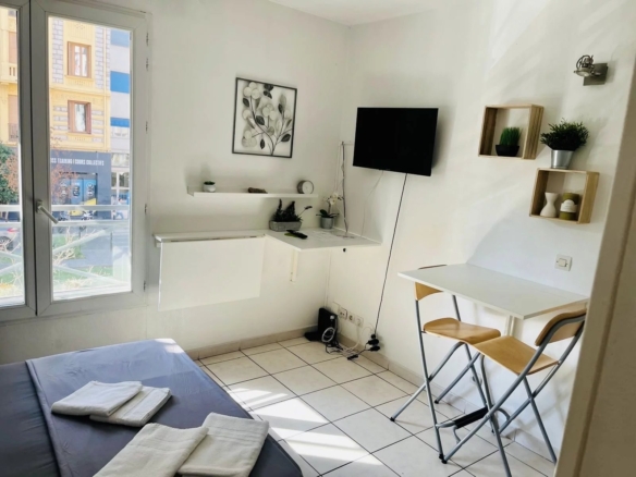 STUDIO MAGNAN Residence ADAGIO PROX PROMENADE DES ANGLAIS